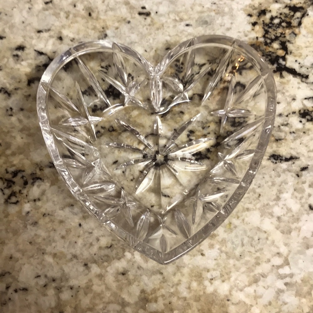 Glass, heart-shaped bowl.